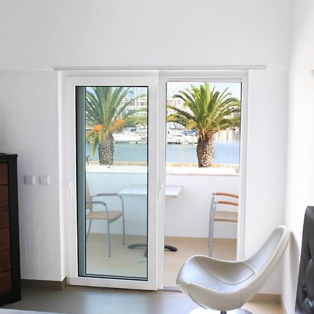 Lagos Marina View Apartment Near Beaches And Shops Exterior foto