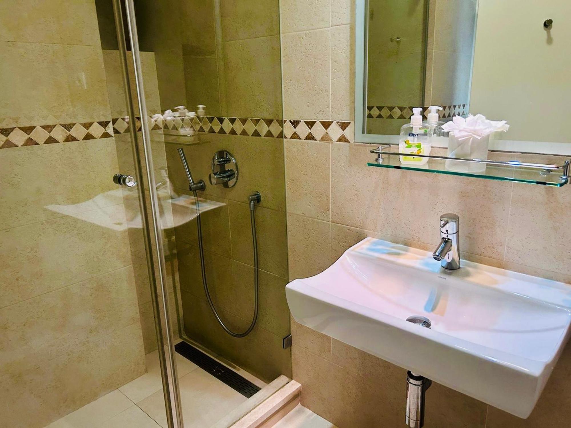 Lagos Marina View Apartment Near Beaches And Shops Exterior foto